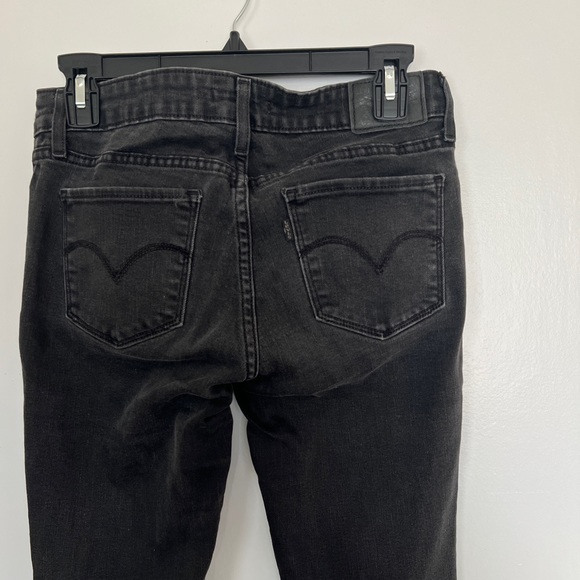Levi’s 711 jeans in black - Picture 3 of 4